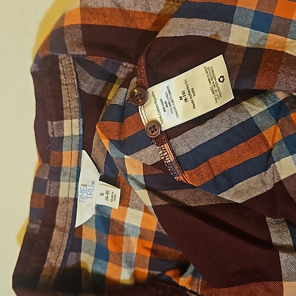 Ladies button down long sleeve flannel shirt ERROR on tag size see description - Picture 8 of 10